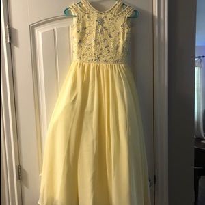 Girls size 8 yellow pageant dress